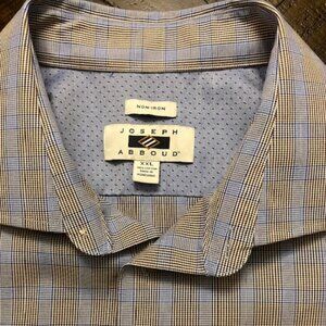 ❄️ ❄️ Winter Sale ❄️ ❄️ Men Joseph Abboud Plaid Shirt (Nearly New)
